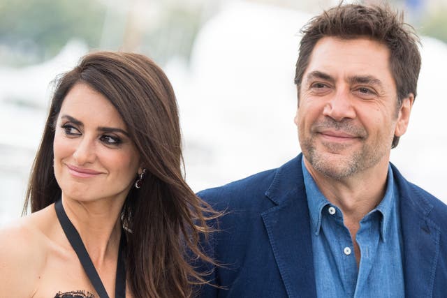 <p>Penélope Cruz and Javier Bardem attend a photocall during the 71st annual Cannes Film Festival on 9 May 2018 in Cannes, France</p>
