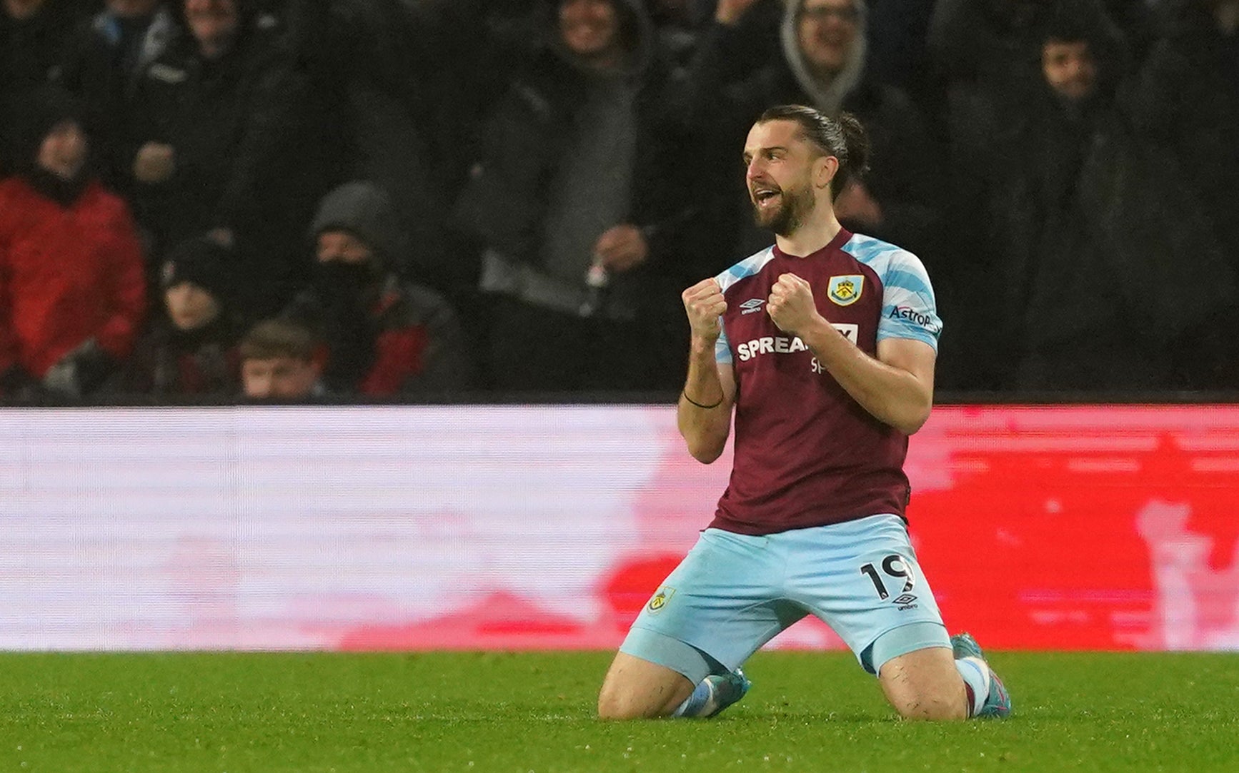 Burnley’s Jay Rodriguez celebrates after scoring his side’s equaliser against Manchester United (Martin Rickett/PA)
