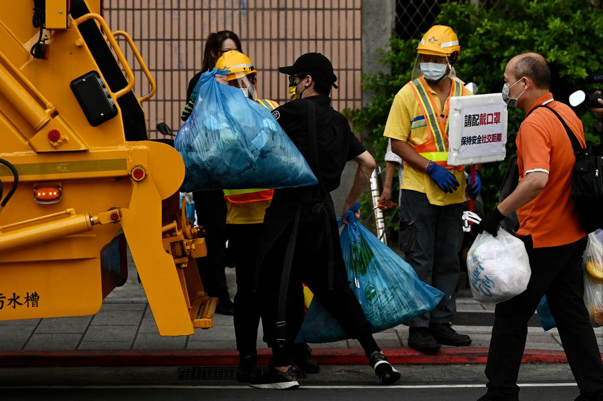Beethoven and the bin collectors of Taipei