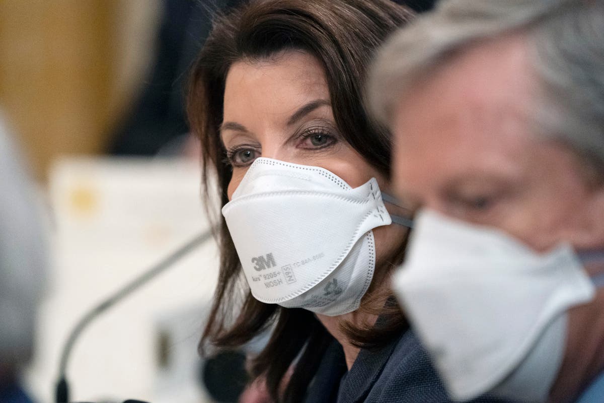 Hochul to announce decision on broad New York mask mandate The