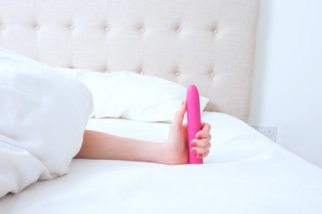 <p>Pegging refers to the act of wearing a strap-on dildo, in order to have penetrative sex with another person </p>
