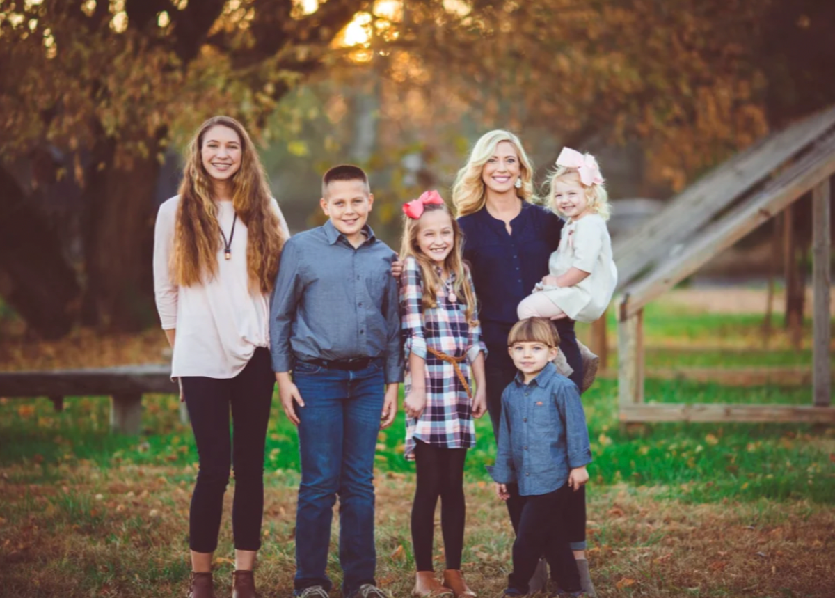 Mum of five facing prosecution for leaving her 14-year-old daughter to babysit kids after Covid closed daycare