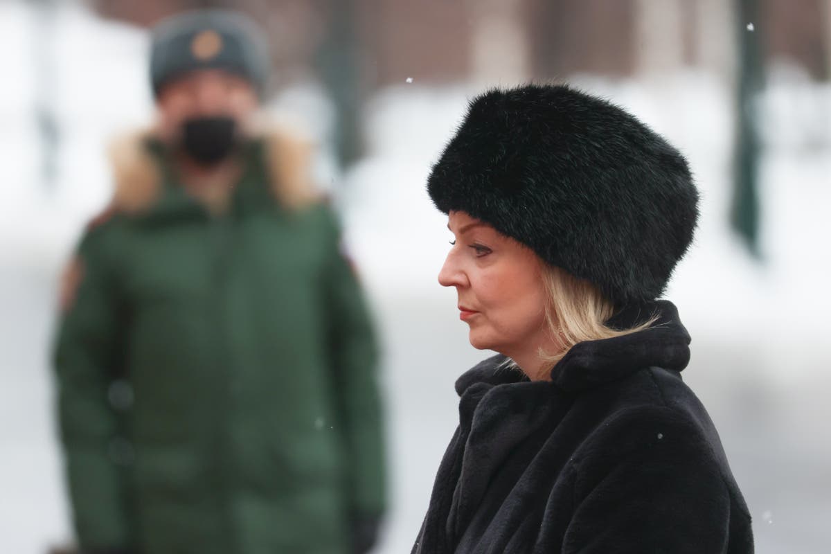 British foreign secretary in Moscow warns Russia of &lsquo;massive&rsquo; consequences if Ukraine invaded