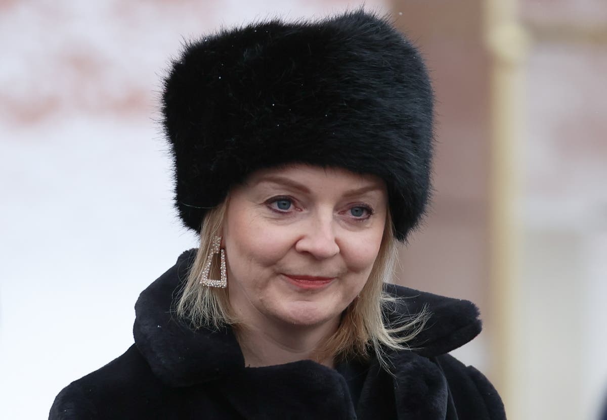 Liz Truss demands ‘full-scale’ Russian withdrawal amid claims of pull-out