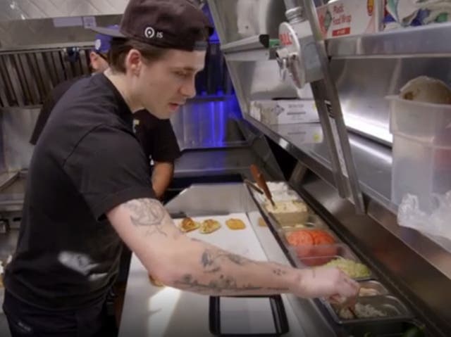 <p>Brooklyn Beckham makes a fish bagel sandwich with pre-prepared ingredients</p>