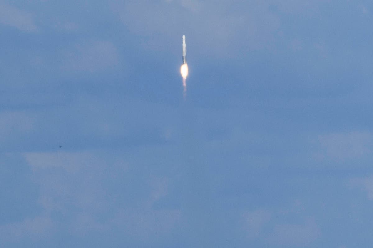 Rocket startup's Florida launch debut ends in ocean crash | The Independent