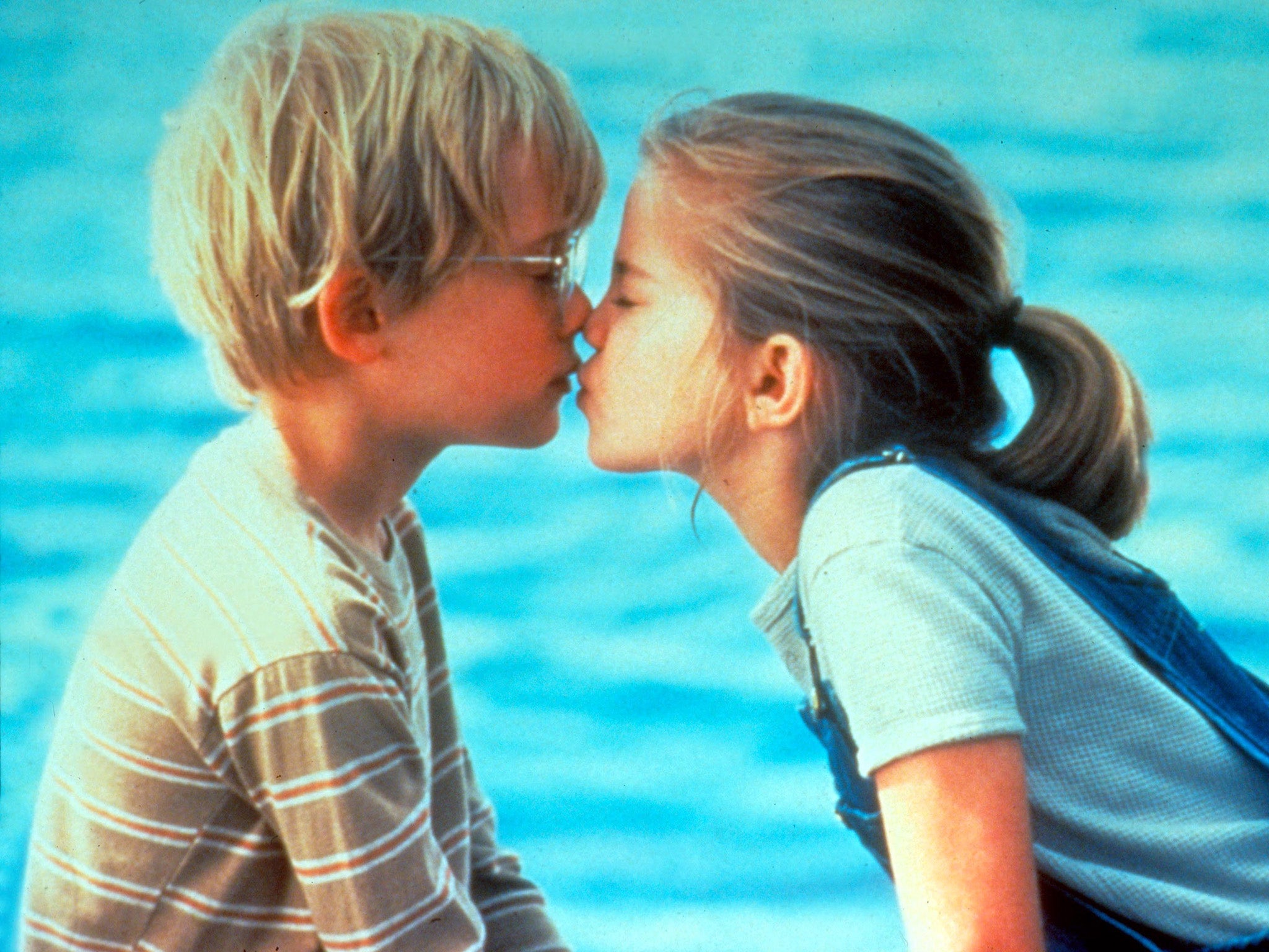 Macaulay Culkin and Anna Chlumsky in ‘My Girl'