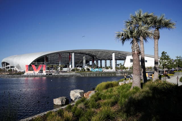 El Super Bowl LVI se llevará a cabo en el SoFi Stadium de Inglewood, California. Se espera que el calor récord continúe en partes del estado durante este fin de semana