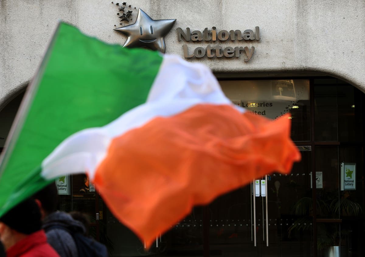 Winning 30m euro lottery ticket sold in Co Clare