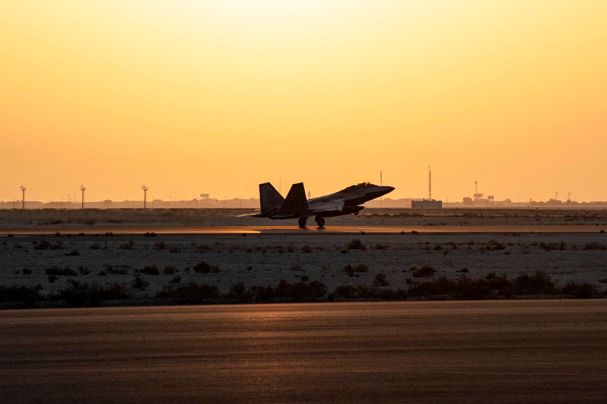 US F-22 fighter jets arrive in UAE after Houthi attacks