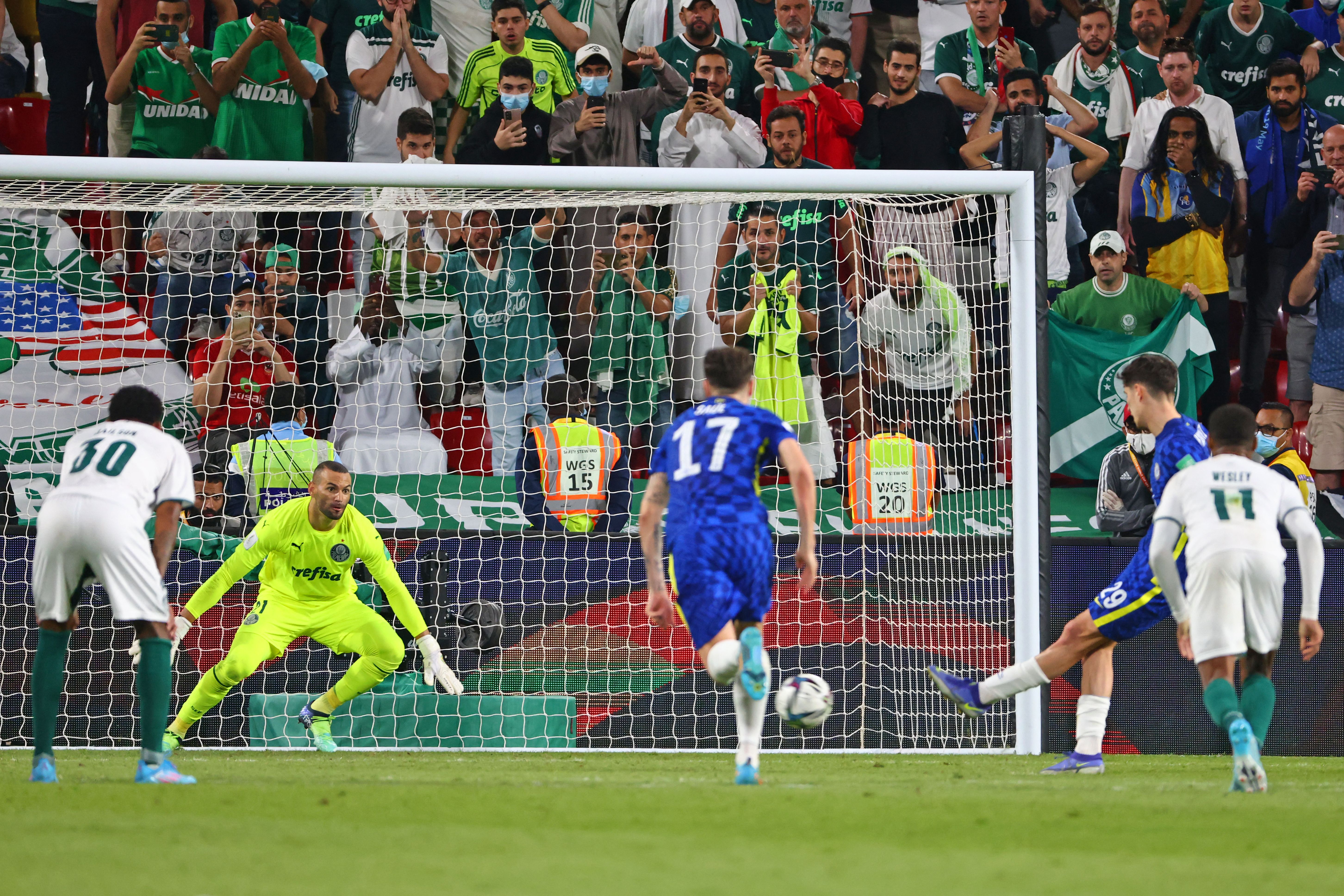 Palmeiras win Copa Libertadores with Deyverson extra-time goal