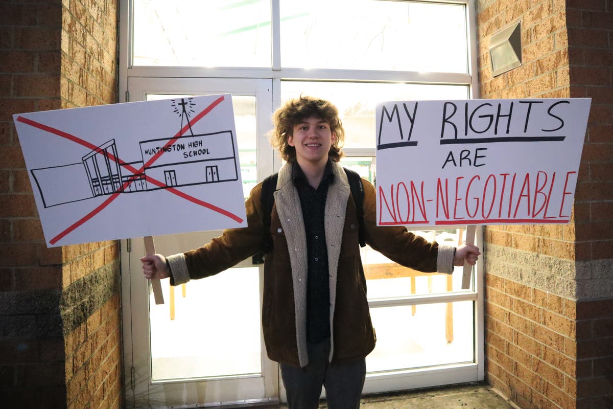 Families sue W.Va. school district over Christian assembly 