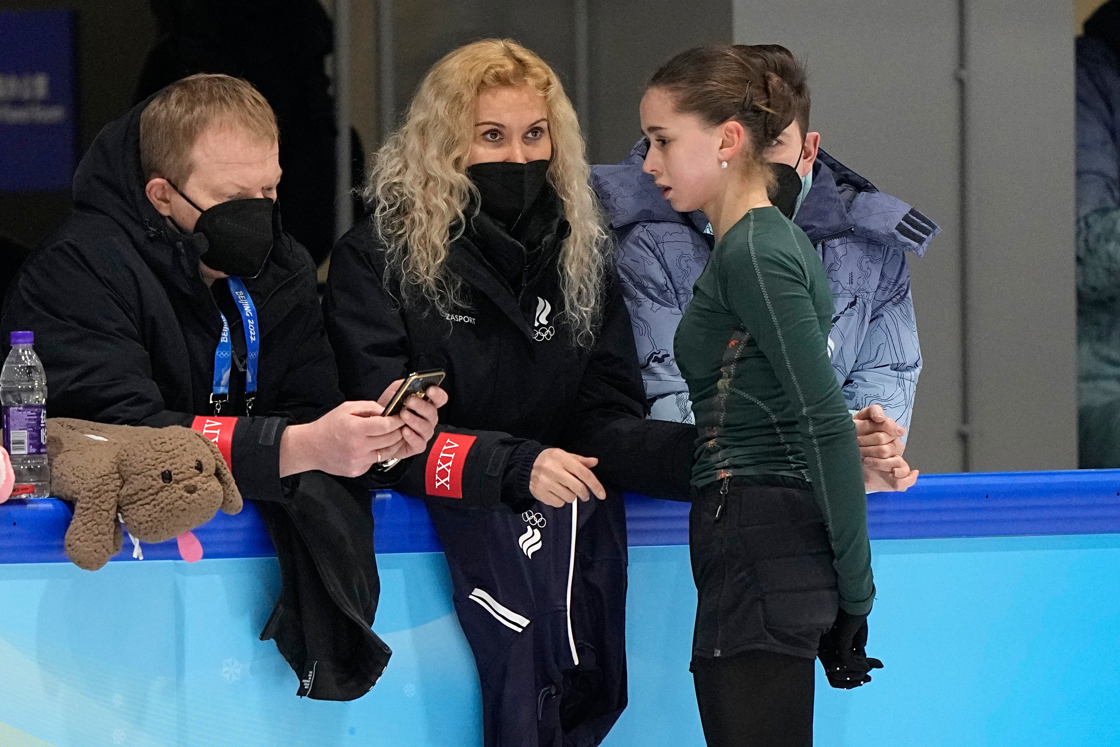 Olympics Live: Valieva's coach watches ice dance competition | The  Independent