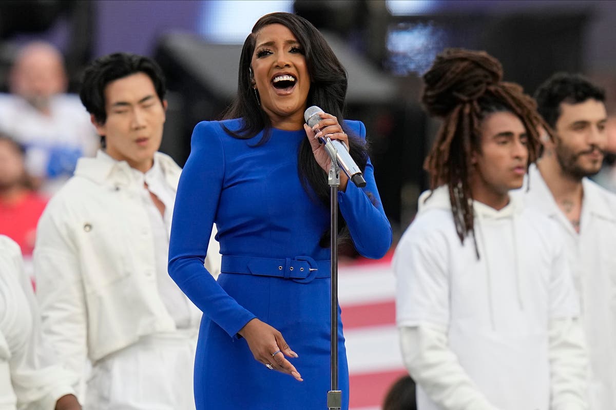 Singer says Harry was &lsquo;just lovely&rsquo; after Super Bowl meeting
