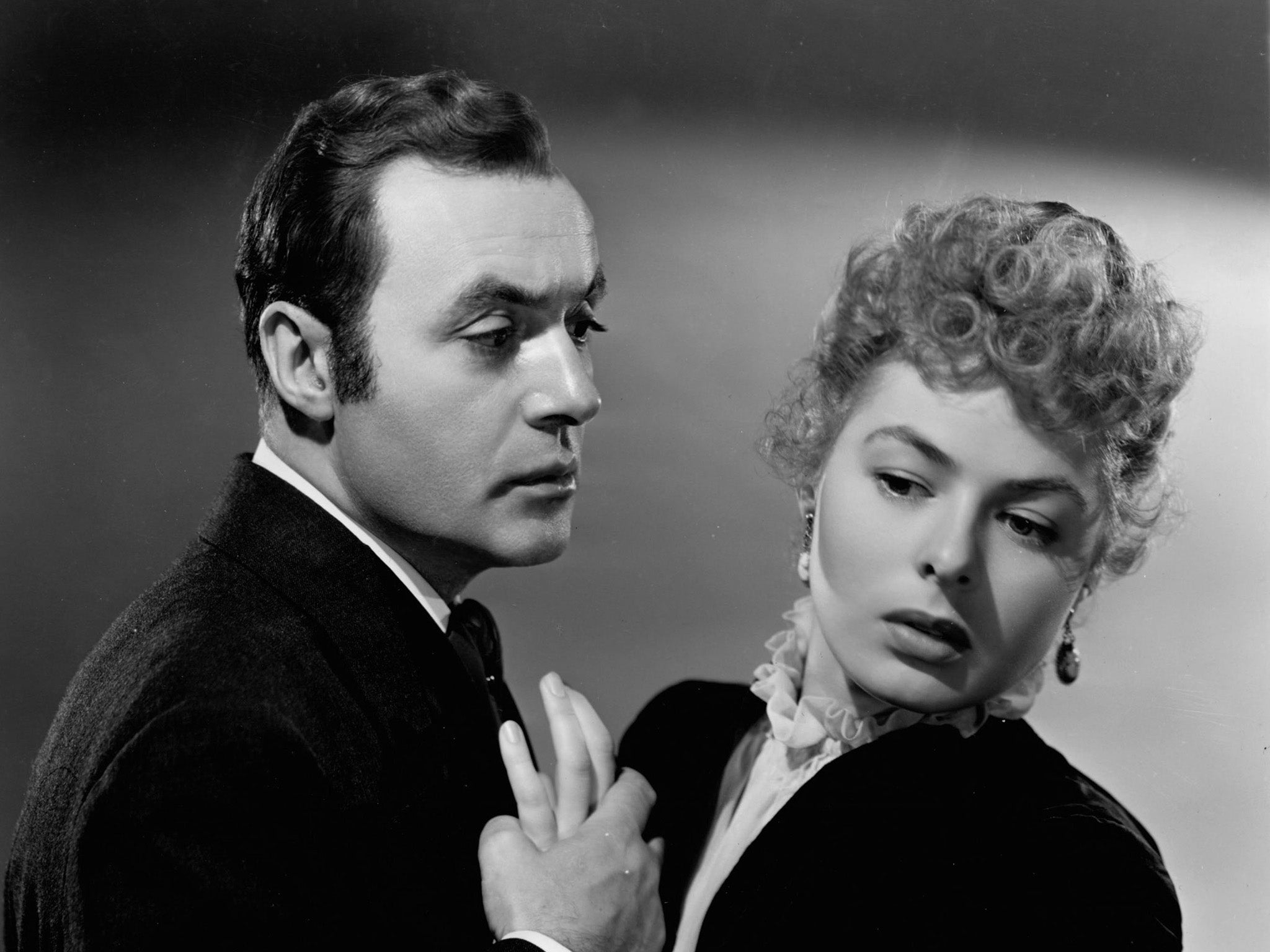 <p>Charles Boyer and Ingrid Bergman in the 1944 thriller ‘Gaslight’ </p>