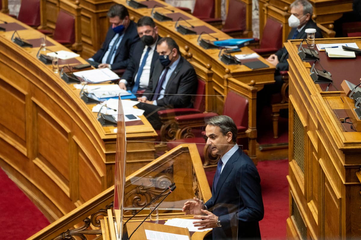 Greek parliament considers major arms deals with France