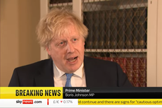 Ukraine: Intelligence on Russian troop build-up ‘not encouraging’, says Boris Johnson