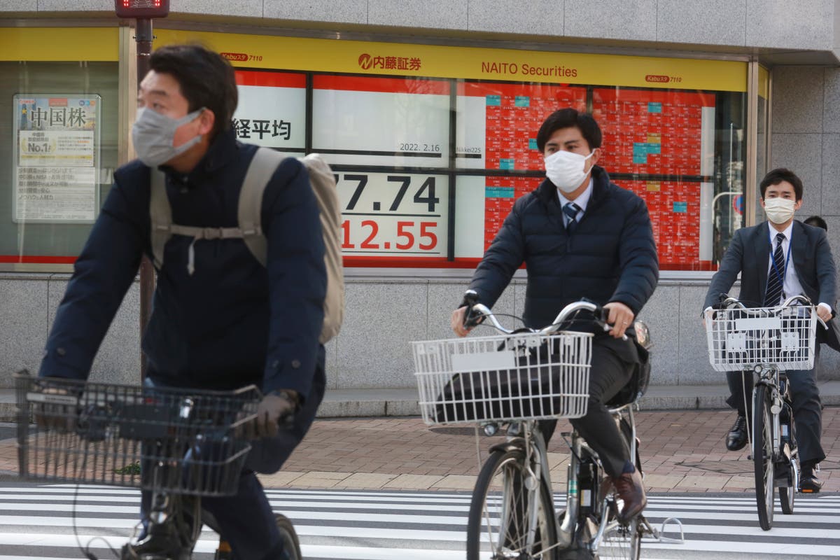Asian shares rise on easing of Ukraine tensions, cheaper oil Asian shares rise on easing of Ukraine tensions, cheaper oil