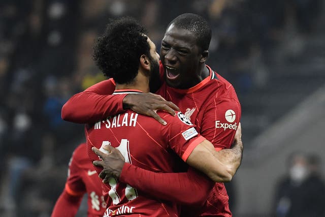 <p>Mohamed Salah celebrates with Ibrahima Konate at the San Siro</p>