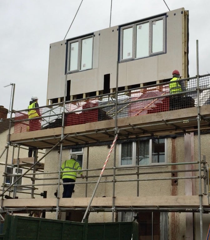 Installing external insulation in the retrofit project