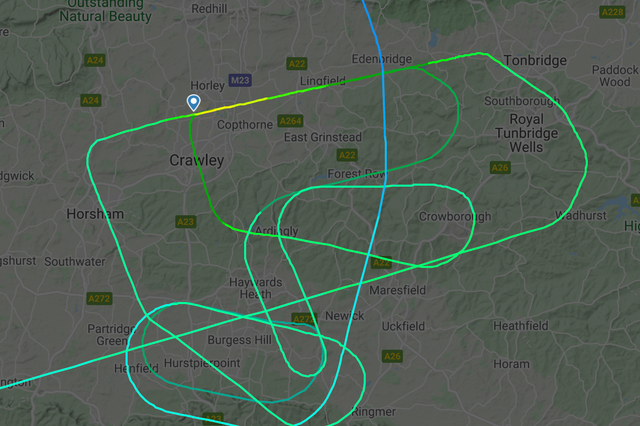 <p>No time to fly: the path of Tui’s flight from Puerto Vallarta to Gatwick, which eventually diverted to Manchester</p>