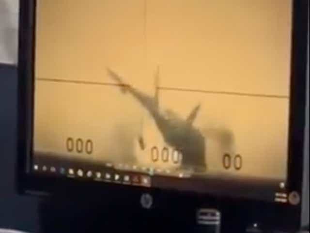 <p>An image of an F-35 crashing into the flight deck of the USS Carl Vinson aircraft carrier on 24 January. Five US Navy sailors have been charged for allegedly recording and  sharing video of the incident. </p>
