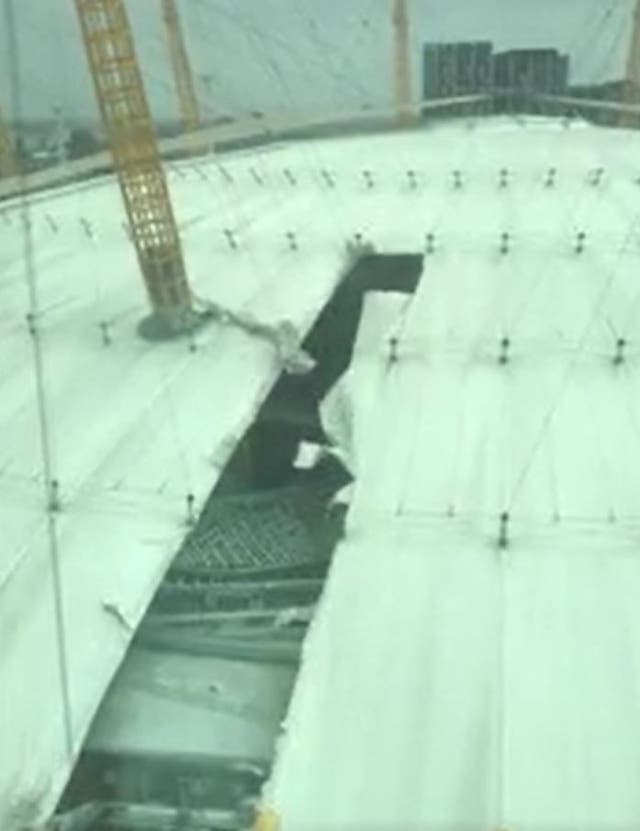 O2 Arena roof ripped open as former Millennium Dome battered by 100mph ...