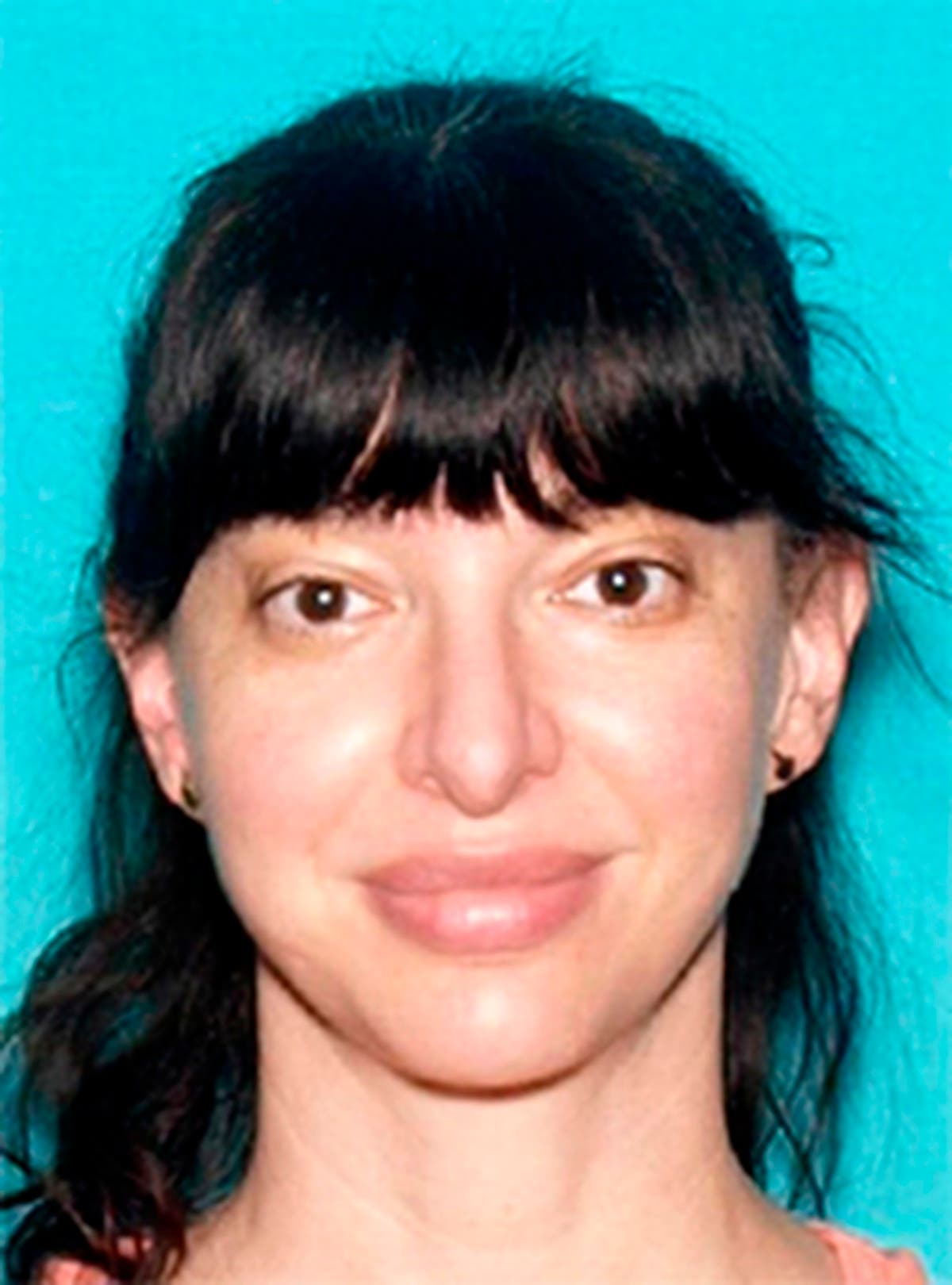 Actor Lindsey Pearlman found dead after going missing in LA Actor Lindsey Pearlman found dead after going missing in LA