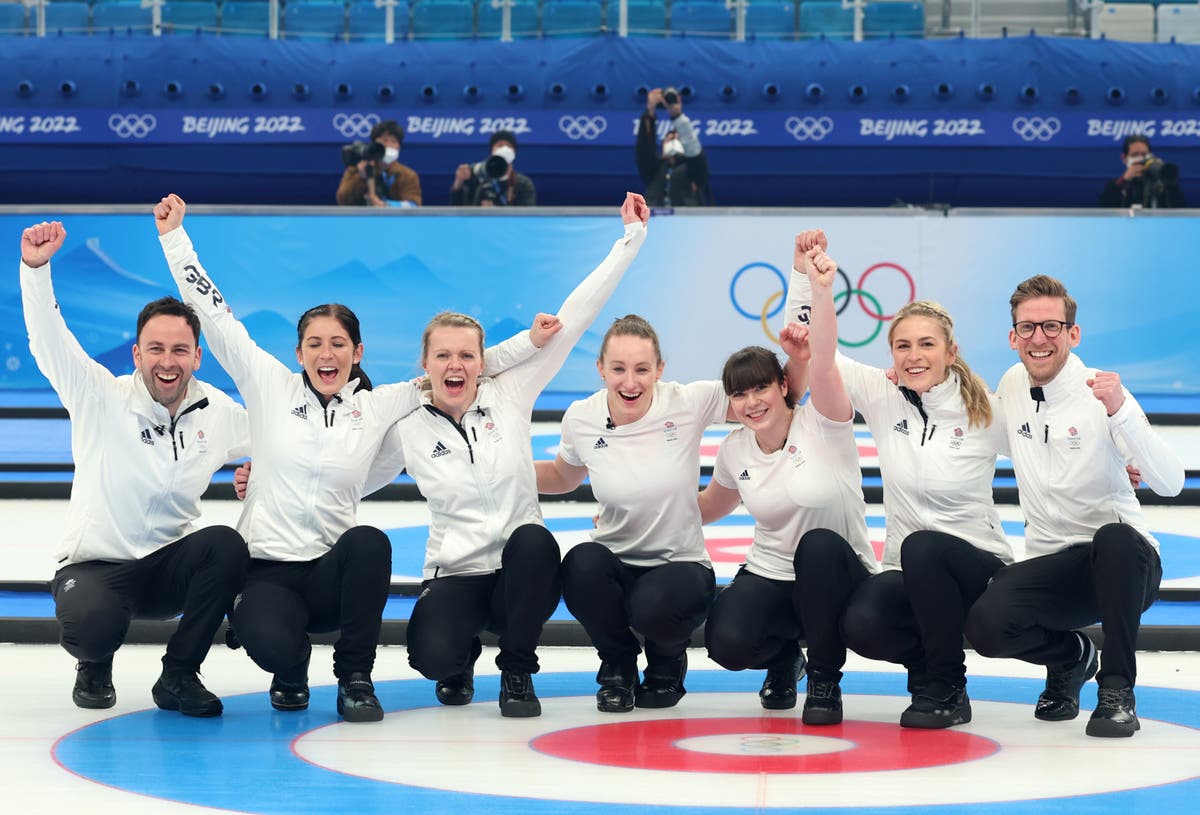 Winter Olympics closing ceremony LIVE: Team GB women win first gold medal in curling as Beijing Games end Winter Olympics closing ceremony LIVE: Team GB women win first gold medal in curling as Beijing Games end