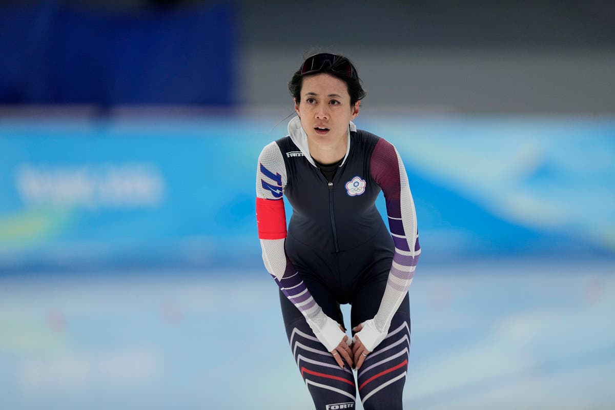 Taiwan premier wants athlete punished for wearing China suit
