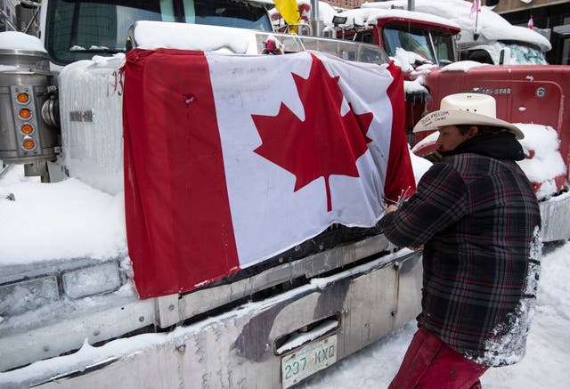 CORONAVIRUS-CANADÁ-PROTESTAS