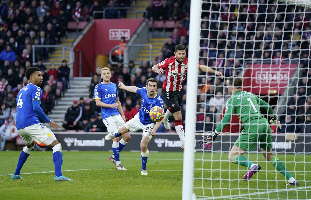Shane Long lauded by Southampton boss Ralph Hasenhuttl