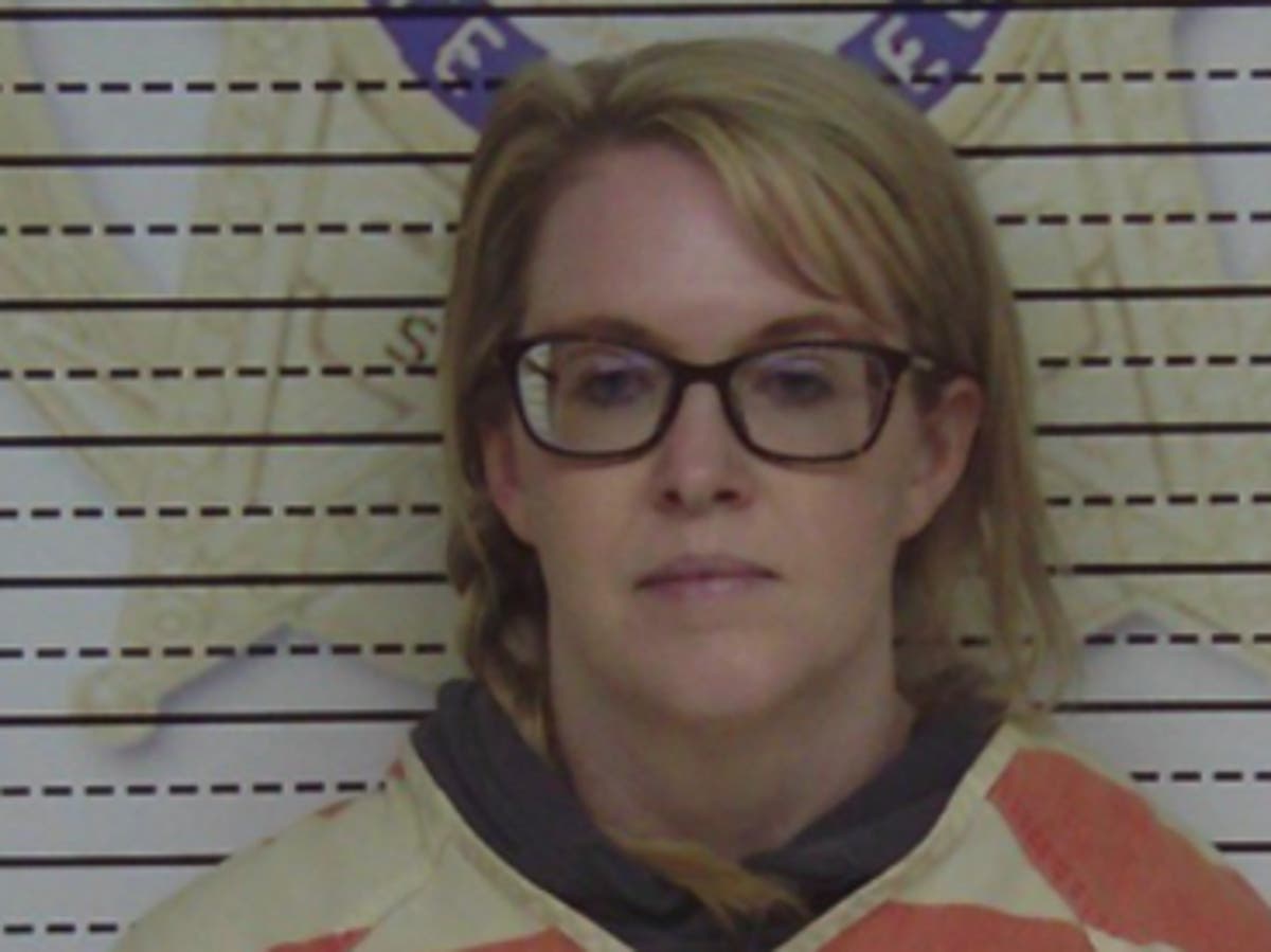 Tennessee mother accused of tricking nine teen boys into sex in exchange for vape pens