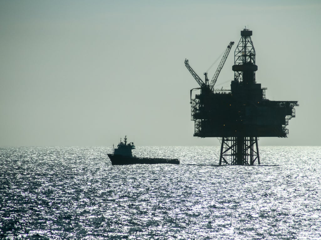 UK government ‘wasting millions propping up dying North Sea oil and gas industry’