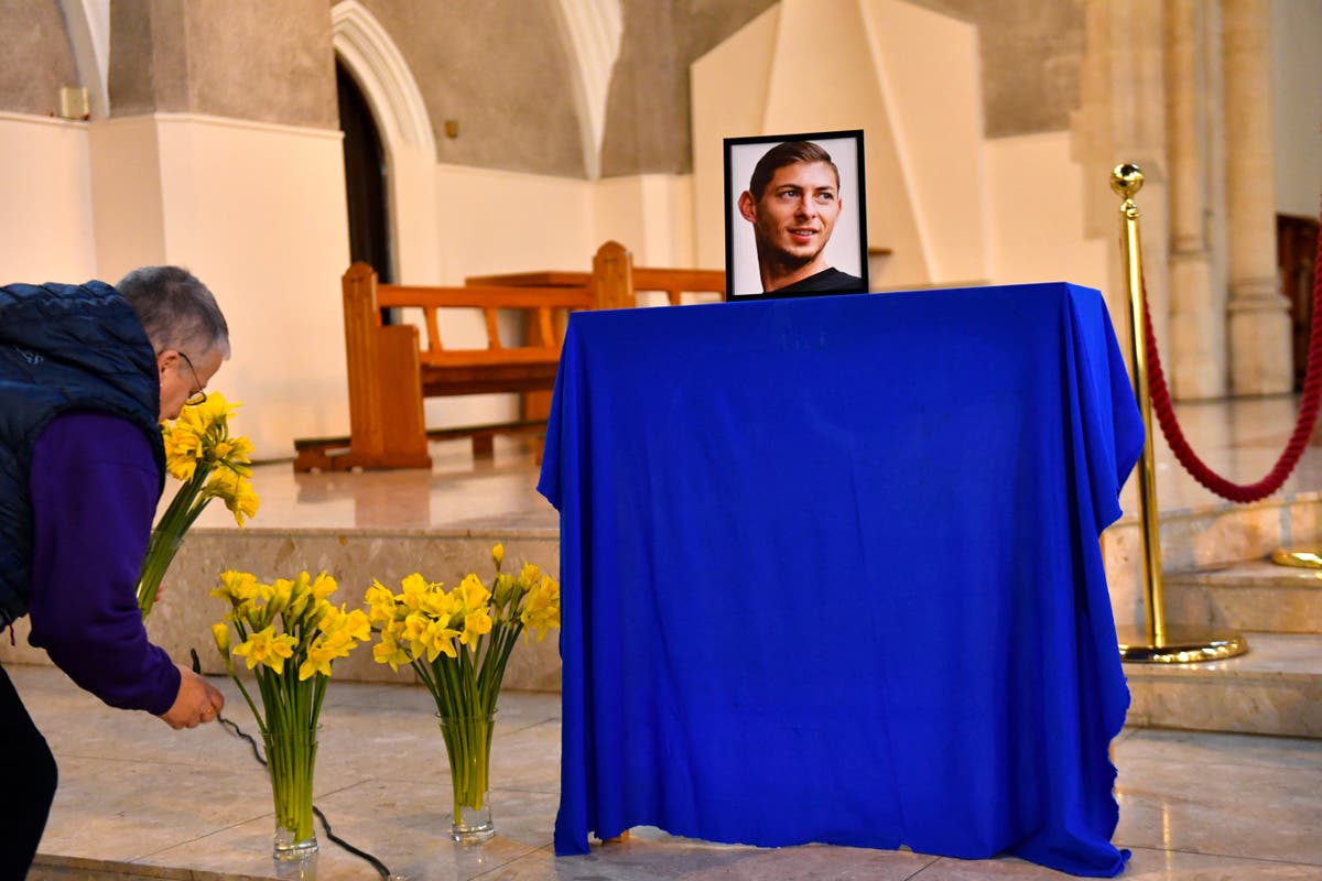 Emiliano Sala suffered carbon monoxide poisoning before he died, inquest hears