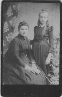 A photograph of Jessie Heading and her adoptive mother in Cambridge c1891