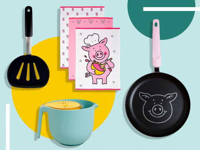 <p>We suspect the too-cute Percy Pig pan will be a favourite for the big kids among us</p>
