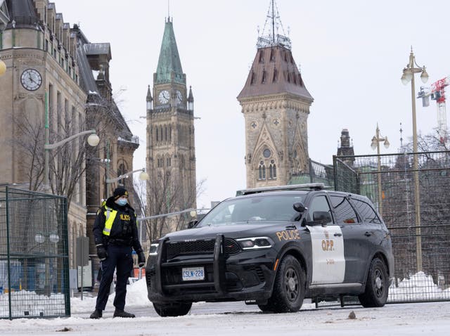 CORONAVIRUS-CANADÁ-PROTESTAS