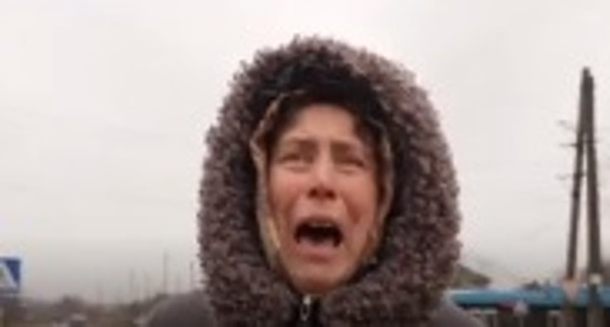 &lsquo;Where would I hide the children?&rsquo; Ukranians flee homes as Russia attacks port city Mariupol 