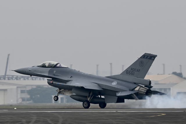 <p>File photo: An armed US-made F-16V fighter lands on the runway at an air force base in Chiayi, southern Taiwan, 5 January 2022</p>