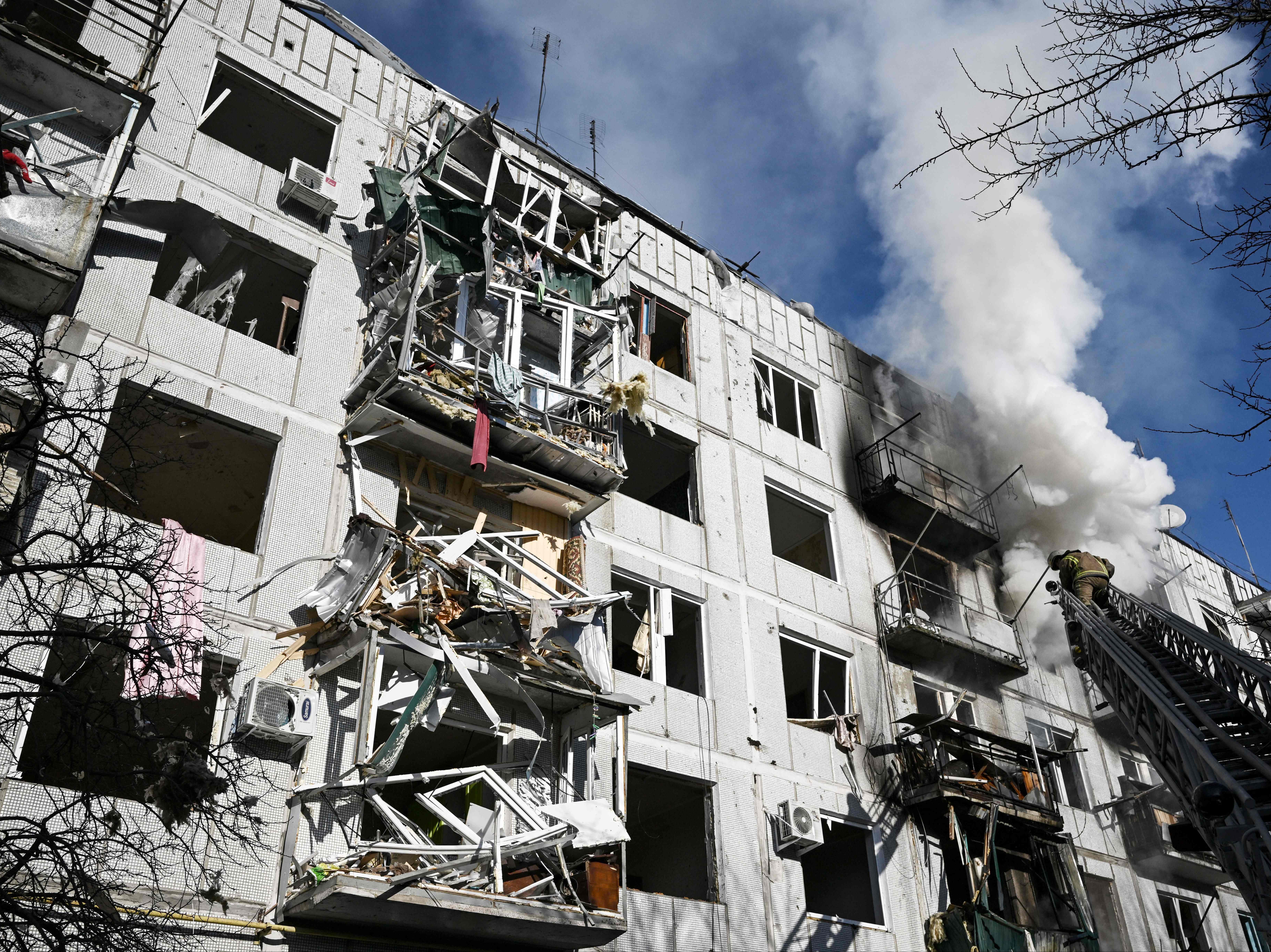 Ukraine-Russia news – live: Dozens dead and airports bombarded after Putin launches invasion