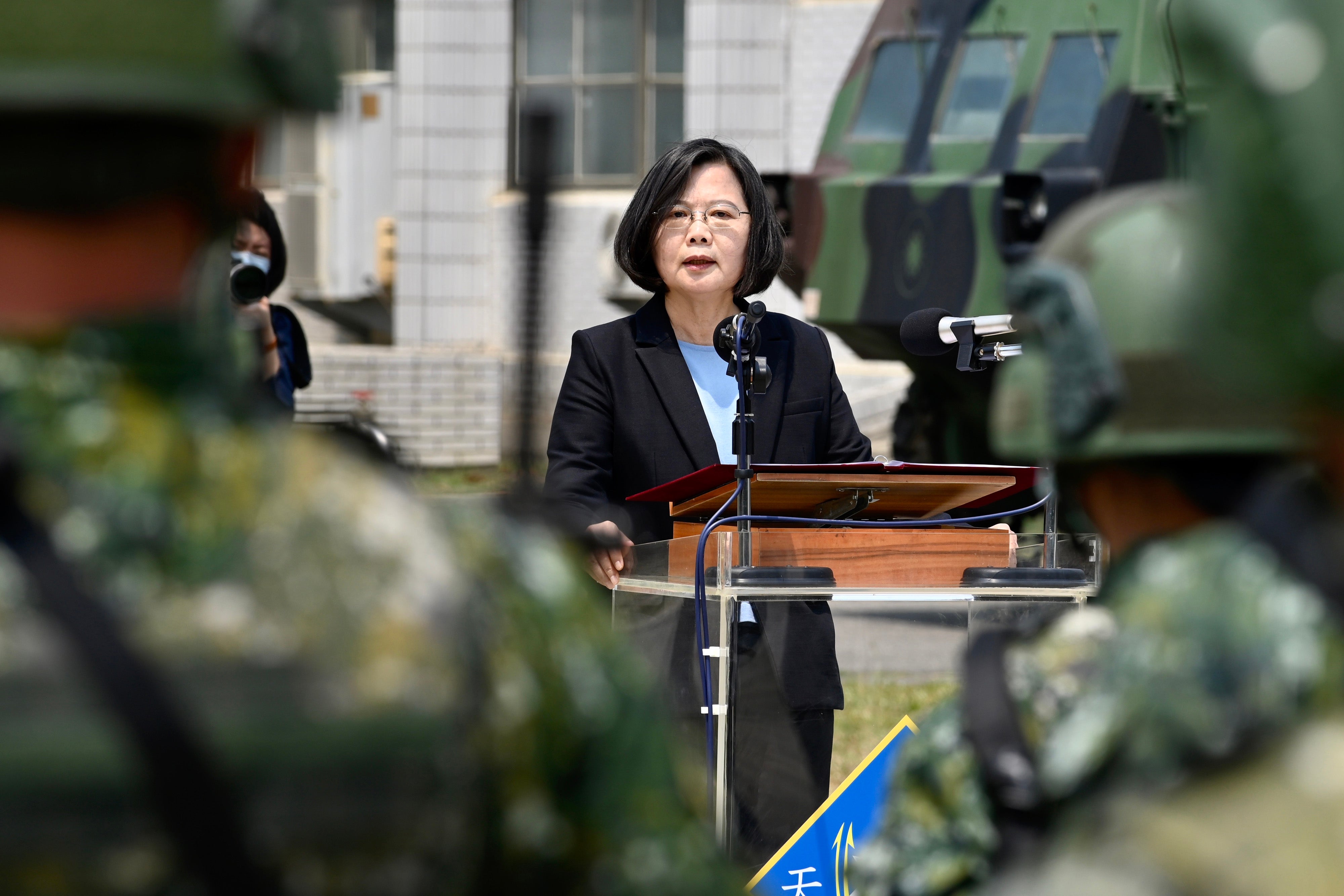 Taiwan’s president, Tsai Ing-wen, delivers an address to soldiers at a military base in Tainan in 2020