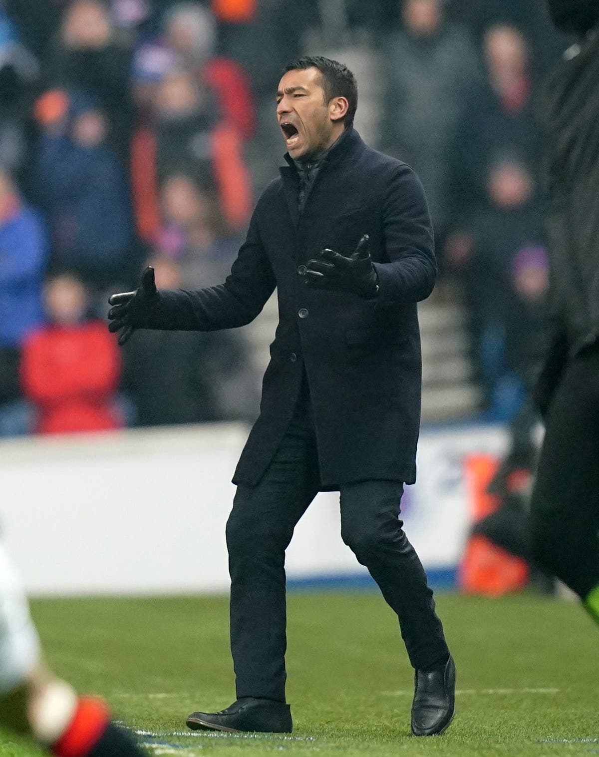 Giovanni Van Bronckhorst hails Rangers mentality to reach Europa League last 16