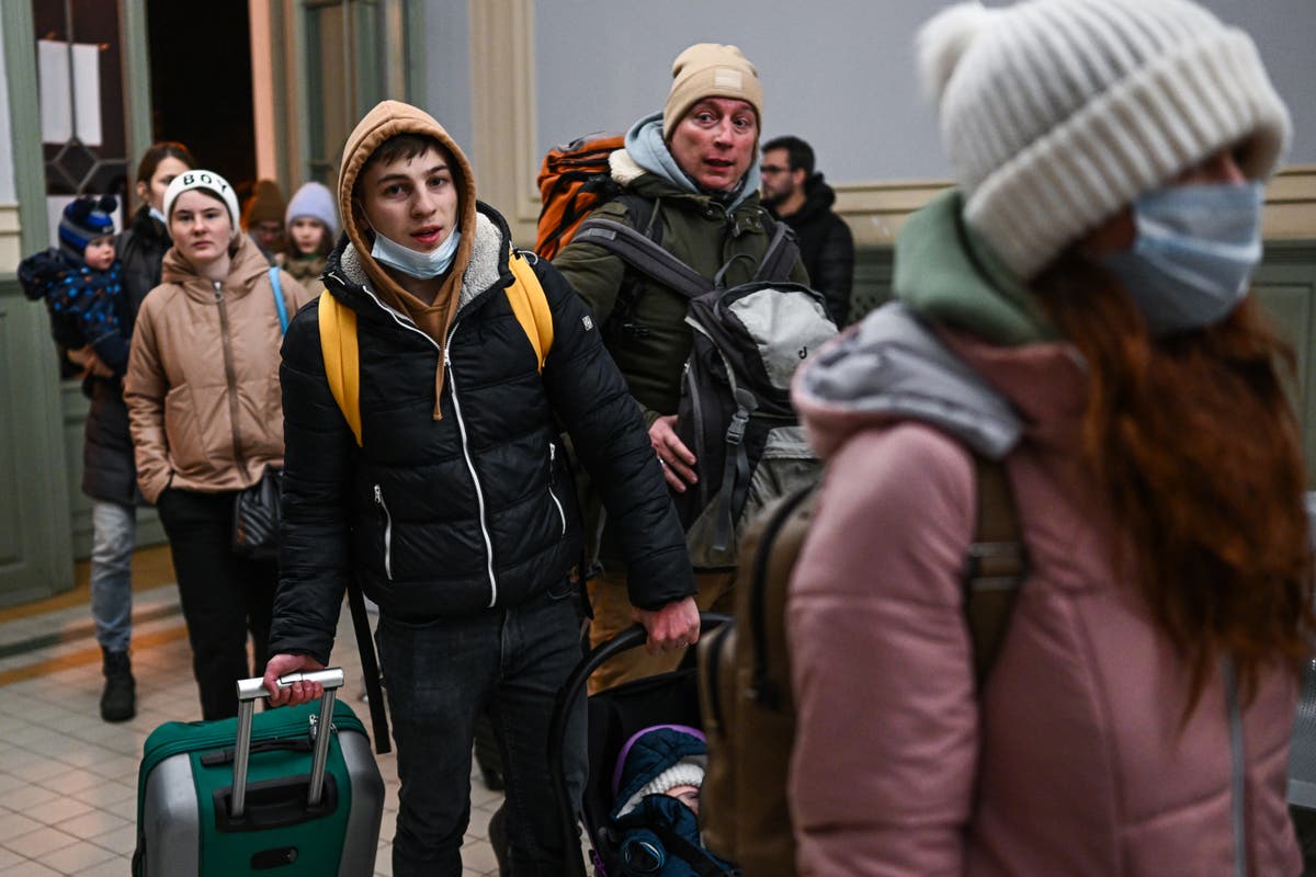US is ready to accept Ukrainian refugees fleeing invasion, White House says