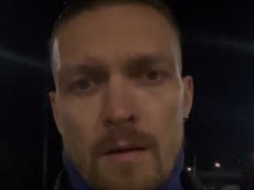 Oleksandr Usyk calls for ‘no war’ after returning to Ukraine amid Russian invasion