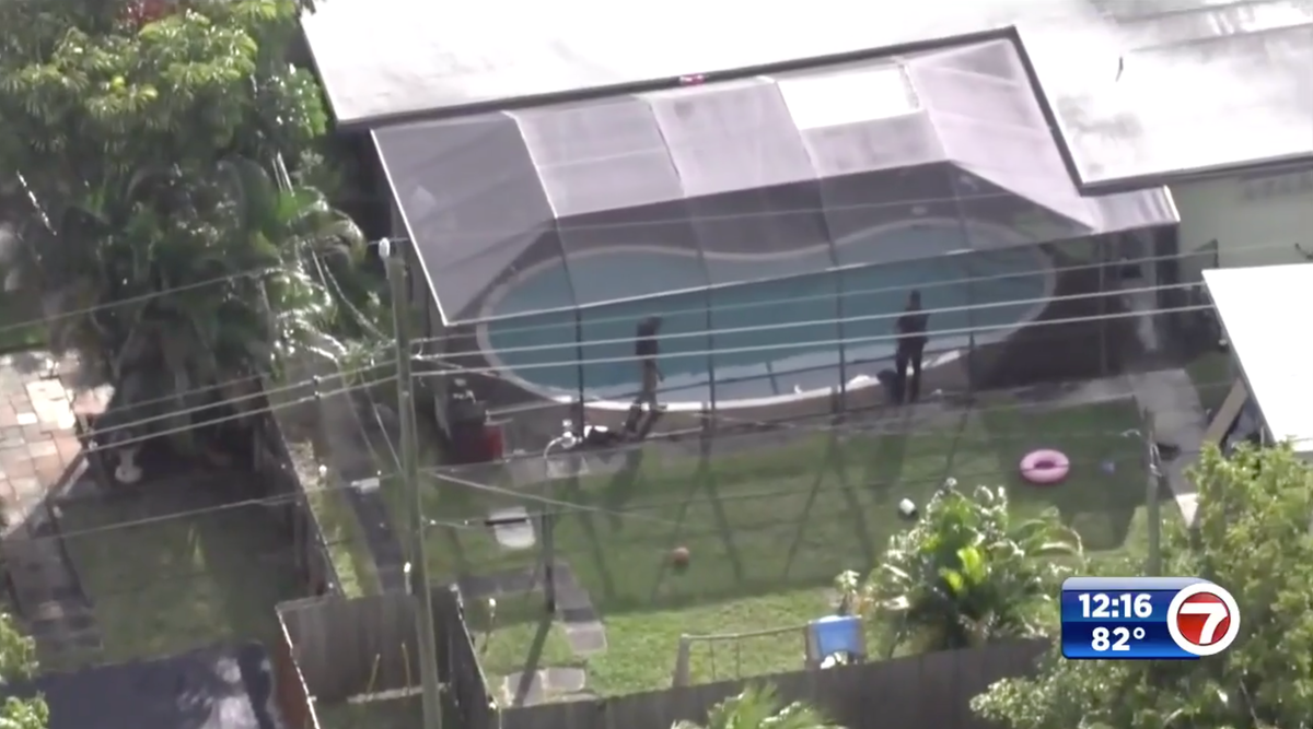 Florida father and two children dead after mother finds them unconscious in pool