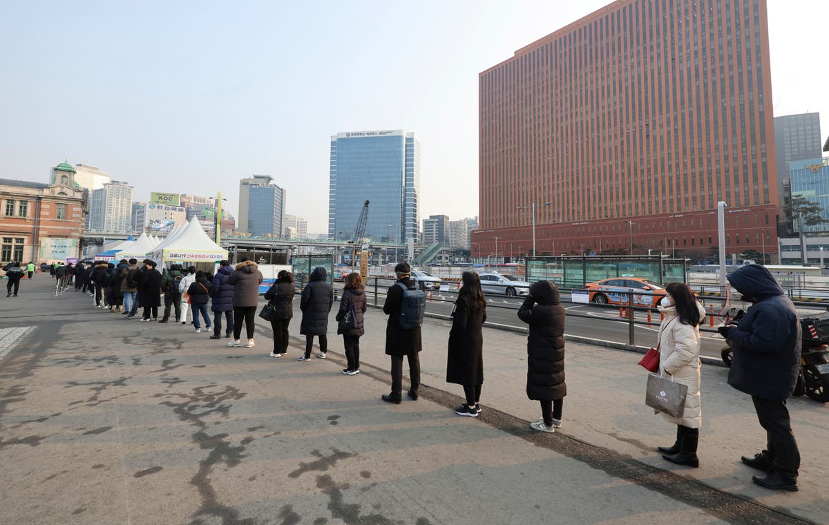 S. Korea has deadliest day of pandemic amid omicron surge 