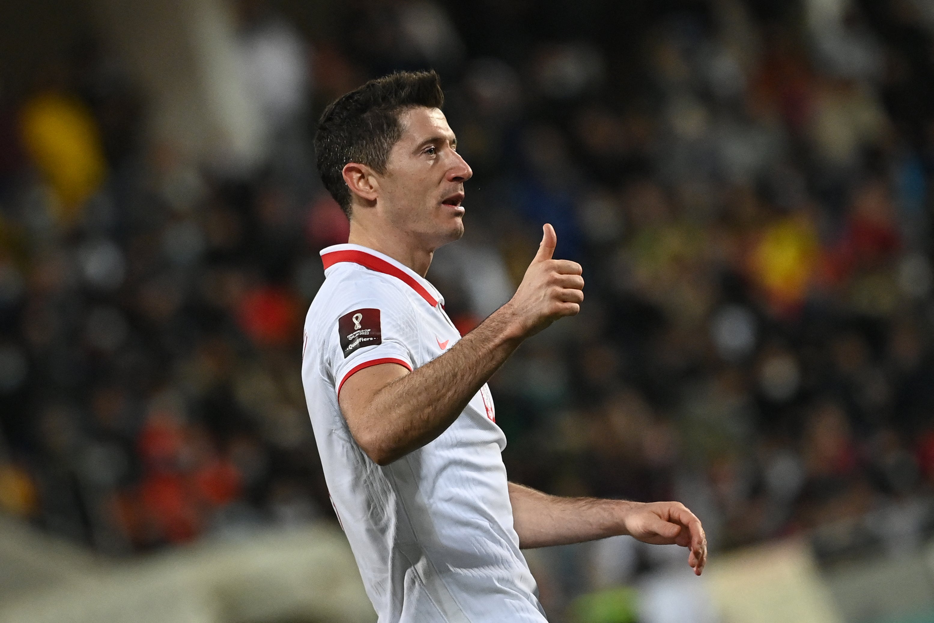 Robert Lewandowski Poland jersey