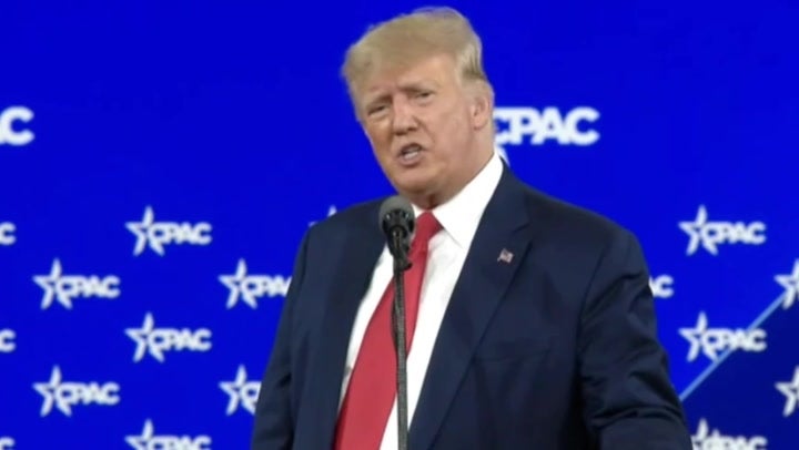 Donald Trump calls Putin ‘smart’ and American leaders ‘dumb’ during CPAC speech