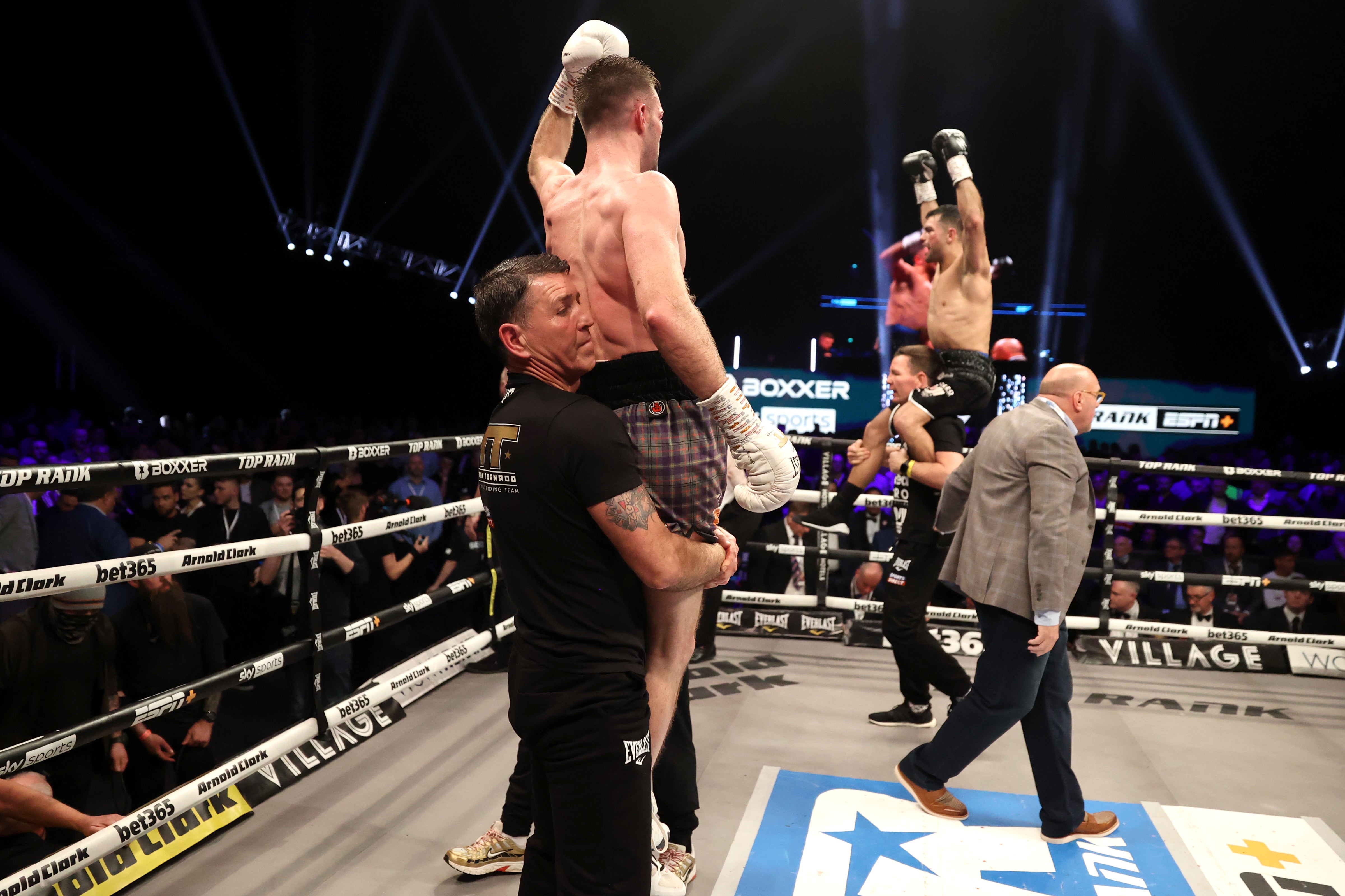 Josh Taylor (left) beat Jack Catterall in Glasgow (Steve Welsh/PA)